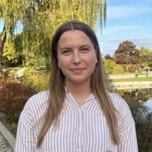 Madeleine Hollander